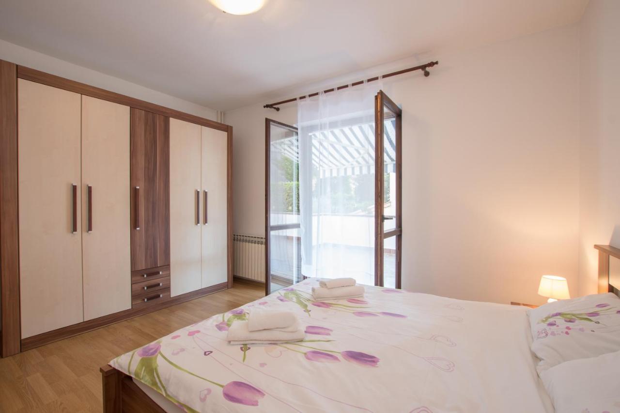 Apartments Nono Toni Пореч Екстер'єр фото